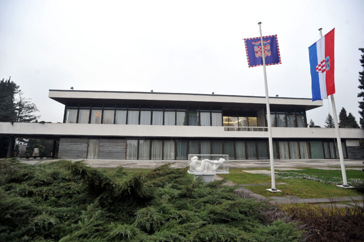 Vlada i službeno raspisala predsjedničke izbore za 29. prosinca