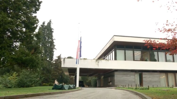 Zadnji je dan kampanje, od ponoći na snagu stupa izborna šutnja