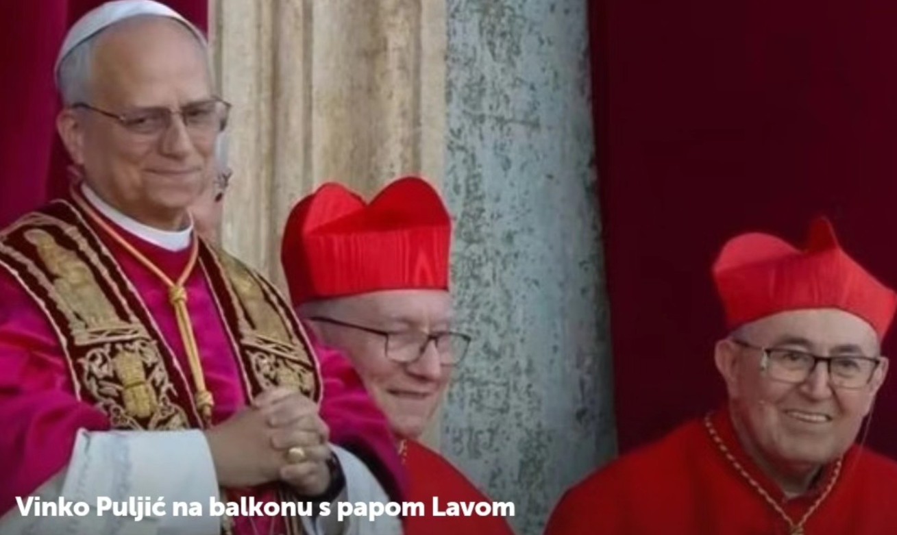 Hrvatski kardinal Vinko Puljić stajao uz novog papu na balkonu bazilike svetog Petra
