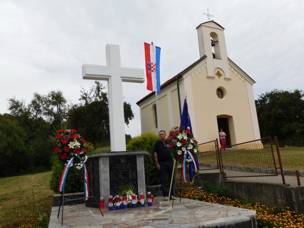 Masakr nad Hrvatima u selu Pecki - zaseok Bjelovac, 16. kolovoza 1991. godine