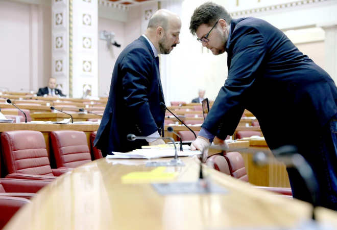 GRBINU SU DANI ODBROJANI! Moćna dama i žena bez dlake na jeziku preuzima SDP: Pokazala je zube već u startu