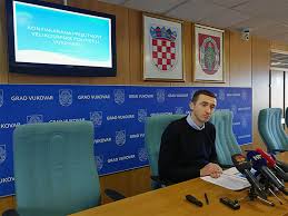 Penava: Sramota je da kao gradonačelnik Vukovara po prvi put nisam dobio službeni poziv u Knin