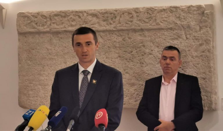 Mlinarić i Penava upozorili: Kako kontrolirati korisnike Zakona o civilnim žrtvama rata ako nema popisa agresora i pomagača?