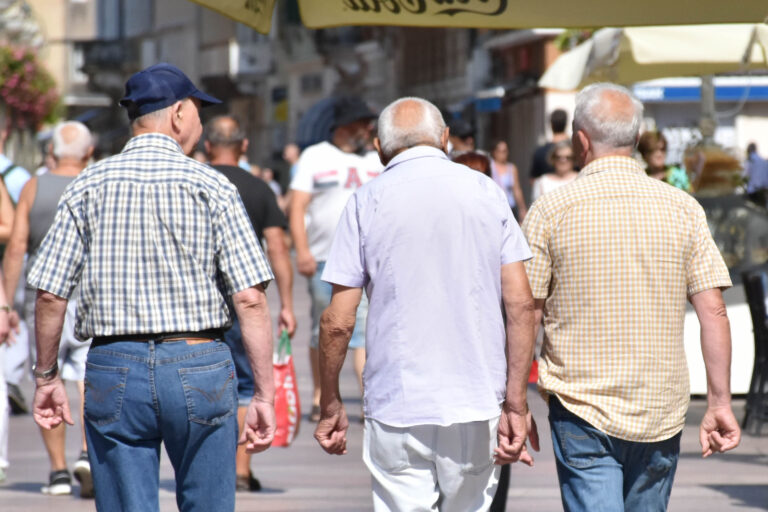 Hrvatska ima 16 tisuća umirovljenika s gotovo pola stoljeća radnog staža. Ovo je prosječan iznos njihove mirovine