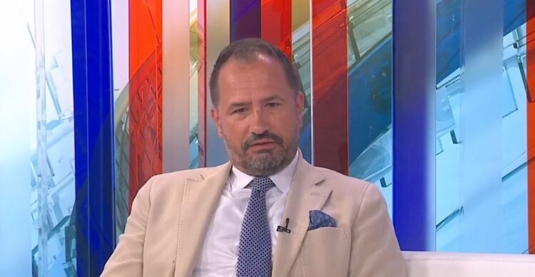 Peternel najavio osnivanje nove stranke i poručio: “Penava više nema kapacitet organizirati ni gulašijadu!”