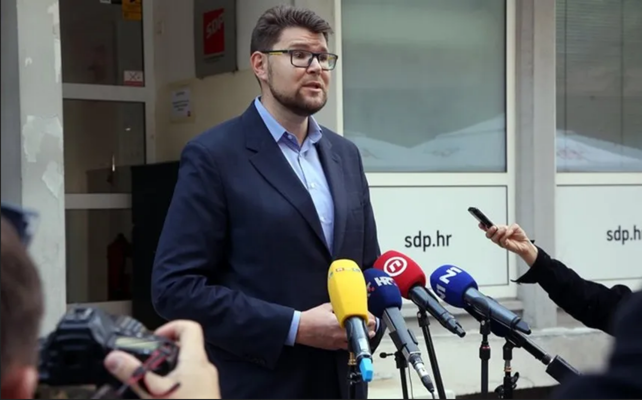 Hoće li Peđa Grbin danas izbaciti iz stranke još 14 zastupnika?