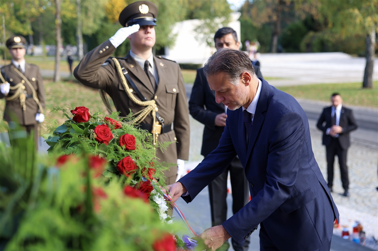 Jandroković na Mirogoju: „Prisjećamo se onih koji su dali život za hrvatsku slobodu“