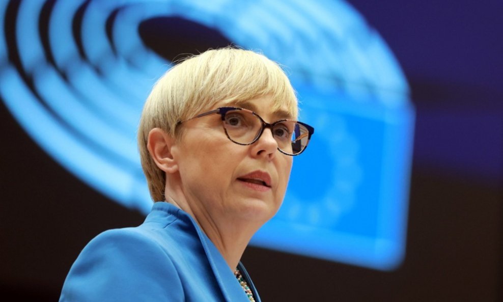 'GLEDAMO I ŠUTIMO' Pogledajte govor slovenske predsjednice u Europskom parlamentu za koji je dobila ovacije
