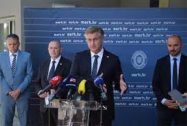 JEDNA OPCIJA MOŽE POSTATI NAJJAČA: Uskoro kreće uragan, izbori će doći prije nego mislimo! Sklapa se pakt protiv Plenkovića, mijenja se politička karta Hrvatske