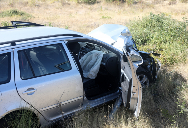 Sramota kod Varaždina: PIJANI OTAC (40) VOZIO DIJETE (7) U AUTU I ZABIO SE U NADVOŽNJAK! Završili su u bolnici
