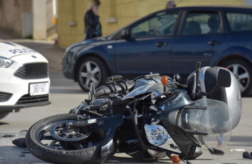 CRNA SUBOTA: U teškoj nesreći kod Sinja jedna je osoba izgubila život