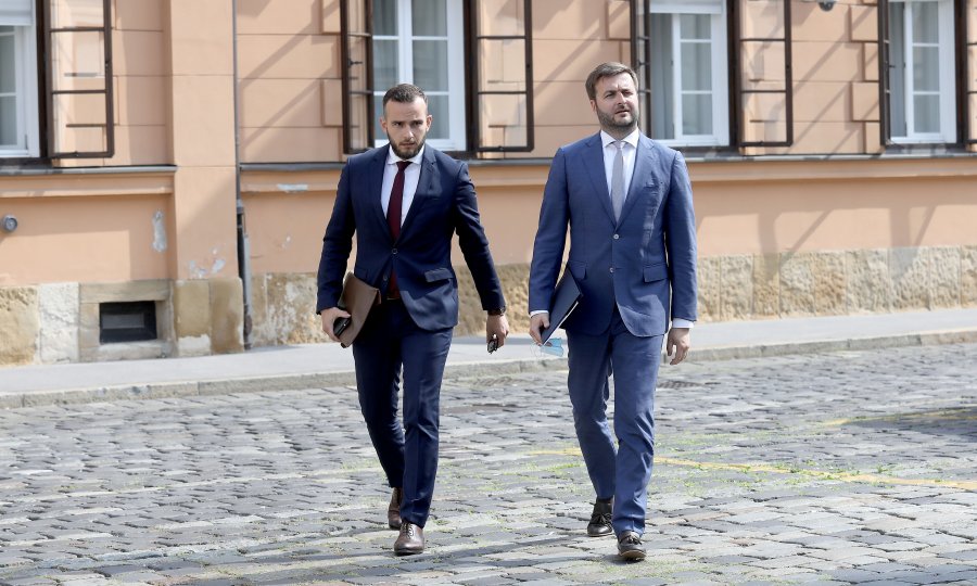 Povjerenstvo pokrenulo postupke protiv tri ministra zbog posjeta Kovačevićevom Klubu u Slovenskoj