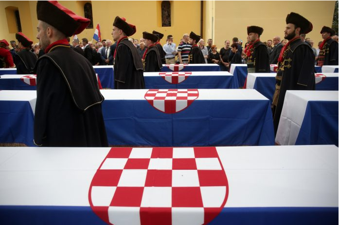 U Bugojnu pokop četiri nestala, likvidirana i nakon 27 godina pronađena Hrvata