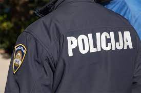 ZADROM KRUŽI ZASTRAŠUJUĆA PRIČA: ‘Zbog ukrajinske konobarice HIV-om se zarazili policajci’, MUP sve demantira: ‘To su glasine, ni jedan policajac nije zatražio pomoć’