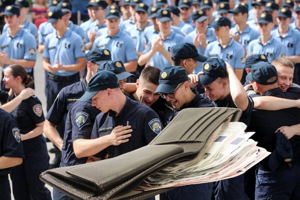 Koliko su plaćeni policajci u Europi? Slovenski u 2023. godini dvostruko plaćeniji od hrvatskih