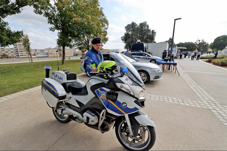 Pulska policija uhitila sedmero maloljetnika zbog sumnje u čak 12 krađa