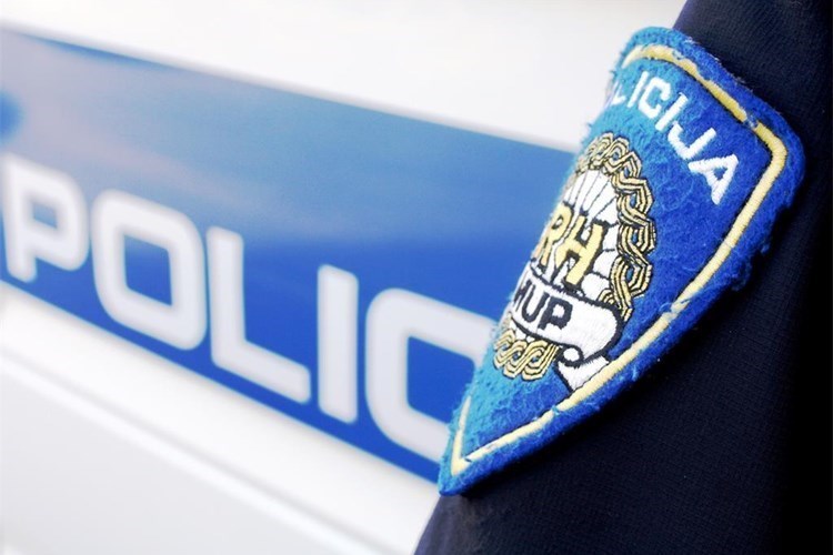 Policija hapsi Boyse zbog naloga iz Grčke