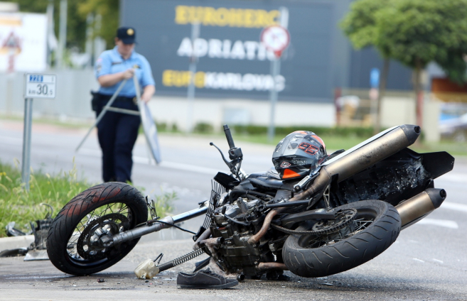POLICIJA U AKCIJI NAKON STRAVIČNIH NESREĆA: Strašne brojke, u samo jednoj noći više od 130 prekršaja!