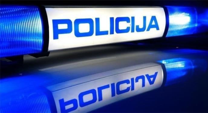U teškoj prometnoj nesreći kod Benkovca poginuo 27-godišnjak