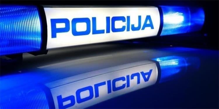UBOJSTVO U SPLITU Mladić (22) usred noći izboden nožem,  privedena tri muškarca