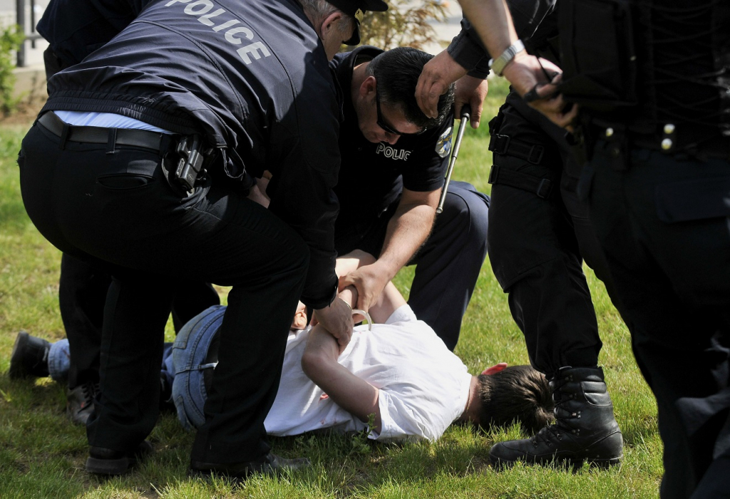 GOLEMA AKCIJA U SRBIJI! U velikoj međunarodnoj operaciji pala banda, maznuli milijarde eura: Opljačkali desetke tisuća ljudi