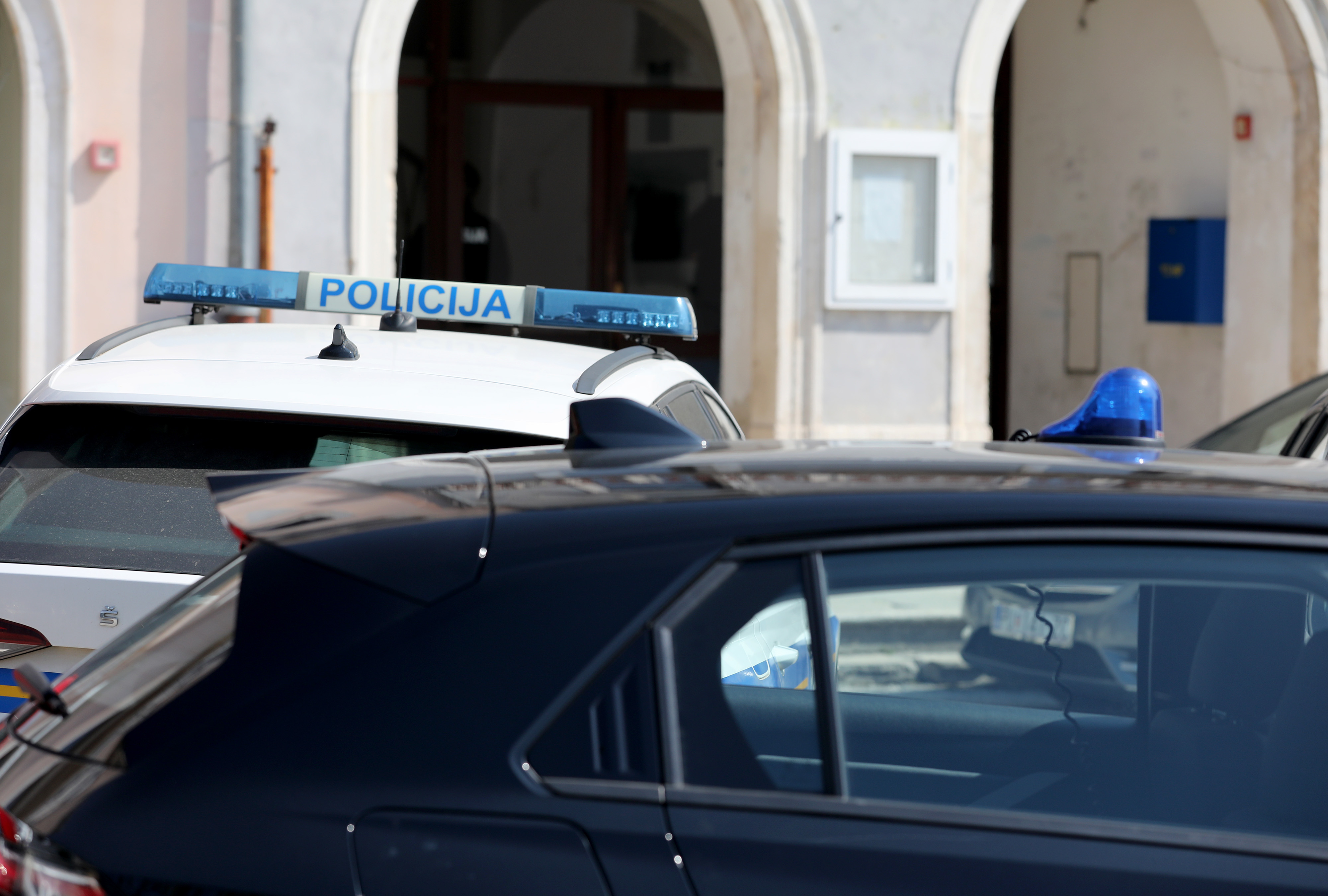 Akcija USKOK-a: Uhićenja i pretresi u tri hrvatska grada, među uhićenima i gradonačelnik Nove Gradiške