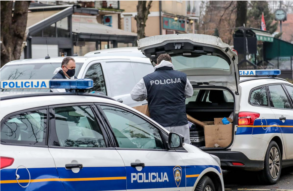 NOVI HOROR U HRVATSKOJ, UBOJICA U BIJEGU! Prizori užasnuli istražitelje: Bestijalno ubijena žena pronađena u stanu