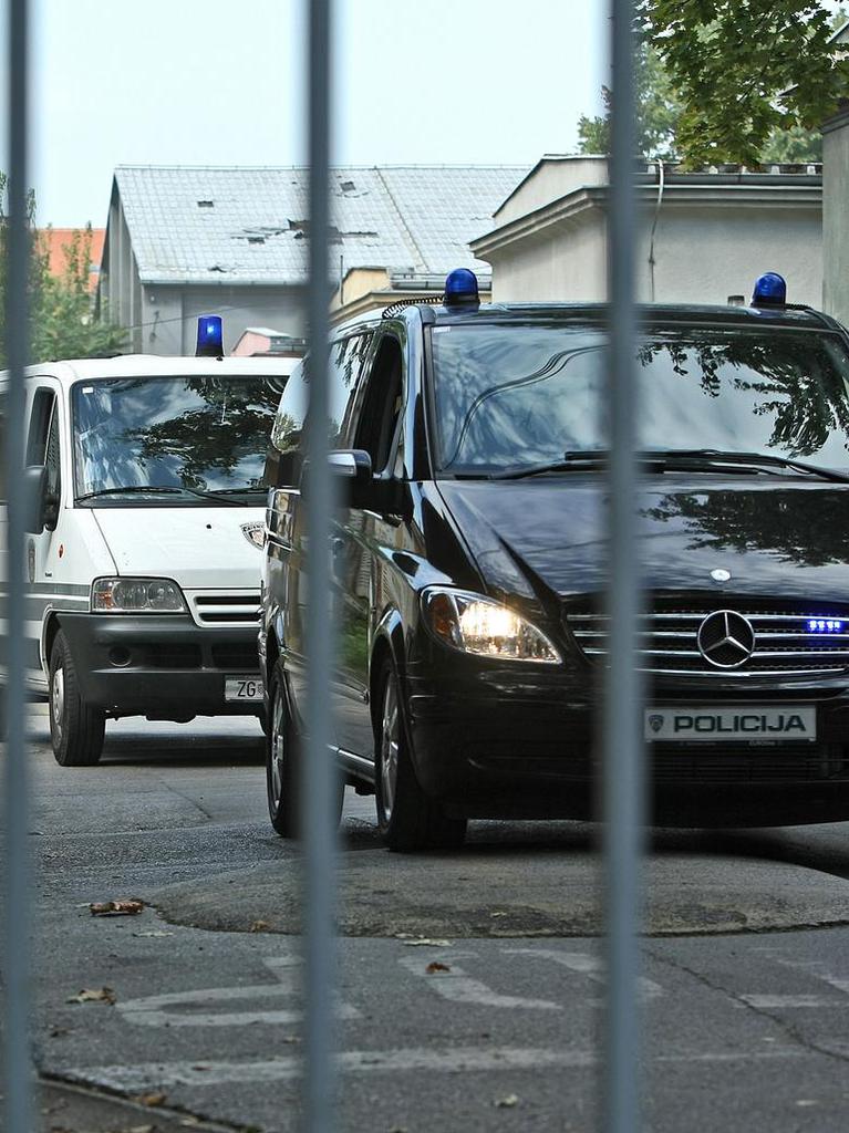 Kosmač koji je ubio suprugu pred djecom počinio novi jezivi zločin: ‘Ah nećeš ići sa mnom na more?’