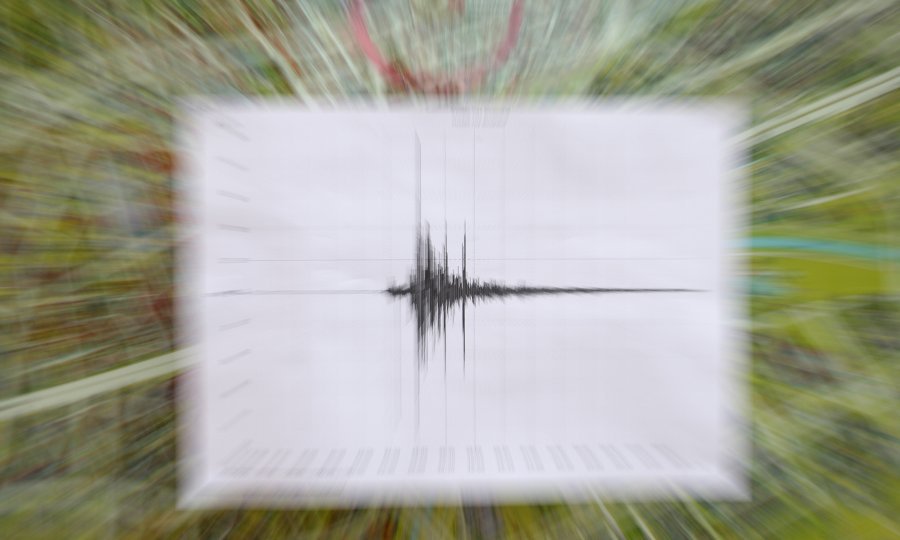 Katastrofalan potres u Egejskom moru, najmanje šestero mrtvih i više od 250 ozlijeđenih! U Izmiru se izvlače preživjeli iz ruševina