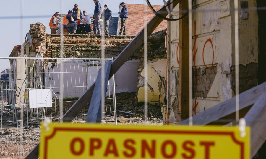 Novi potres kod Petrinje: Noćas zabilježeno 3,3 po Richteru