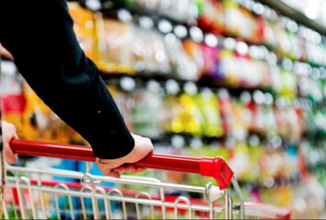 PITALI STE SE ZBOG ČEGA JE VAŠA OMILJENA ČOKOLADA IZGUBILA NA TEŽINI? Istina bi vas mogla iznenaditi