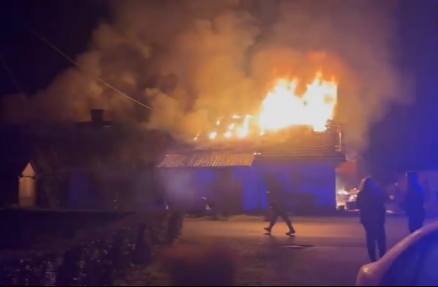 Požar u Novoselcu progutao sedam kuća, srećom bez stradalih