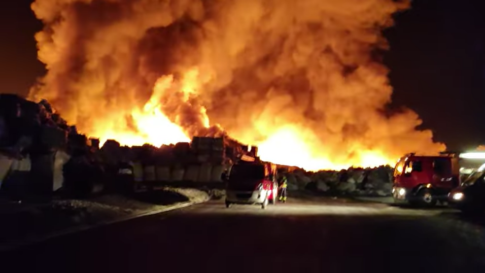 Vatrogasac ozlijeđen u Osijeku priključen na respirator: Ima opekline na više od pola tijela...