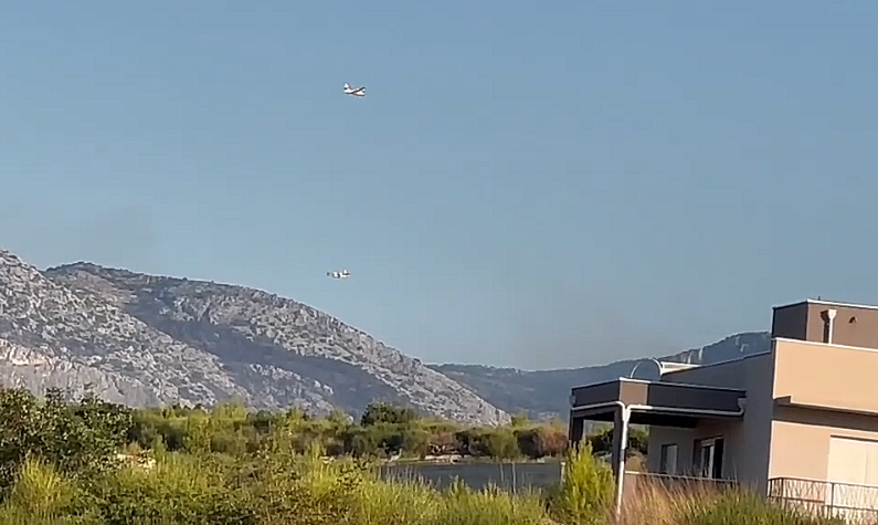 Požar u Solinu: Borba s vatrom nastavlja se i nakon 24 sata, vjetar otežava gašenje