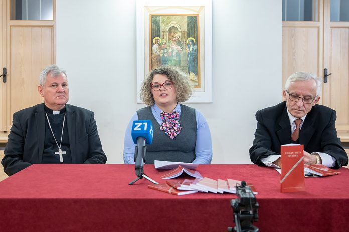 Predstavljena knjiga generala Tolja i biskupa Košića: ‘Cijela naša povijest je jedan veliki križni put’