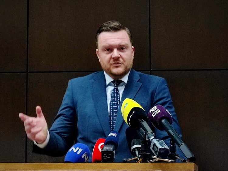 Primorac predstavio poreznu reformu: Tko će morati plaćati porez na nekretnine, tko može biti oslobođen, koliko rastu plaće…