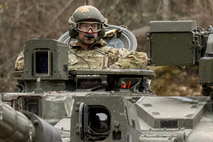 Pprinca Williama na tenku kod granice s Rusijom