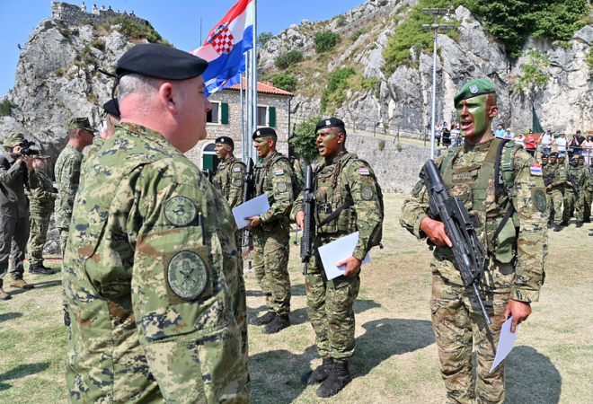 Hrvat Matej žarko želi u vojsku, ali ne može ni pod razno: ‘Zašto sam ja manje vrijedan?’