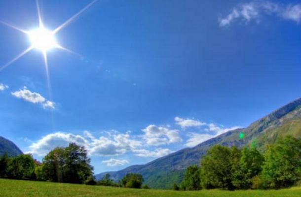Toplo i sunčano: Na Jadranu olujna bura, u unutrašnjosti umjerena naoblaka
