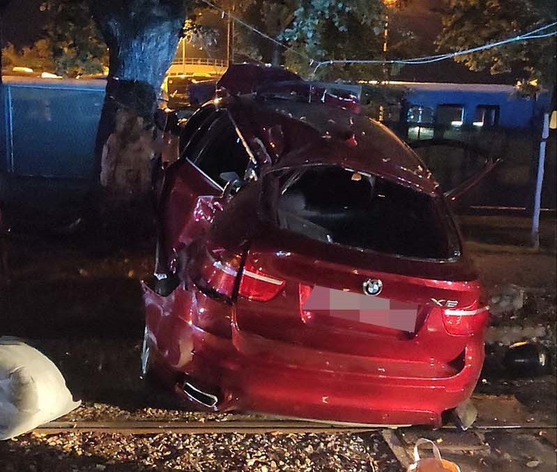 Tragična prometna nesreća u Osijeku: Vozač preminuo, četiri osobe teško ozlijeđene