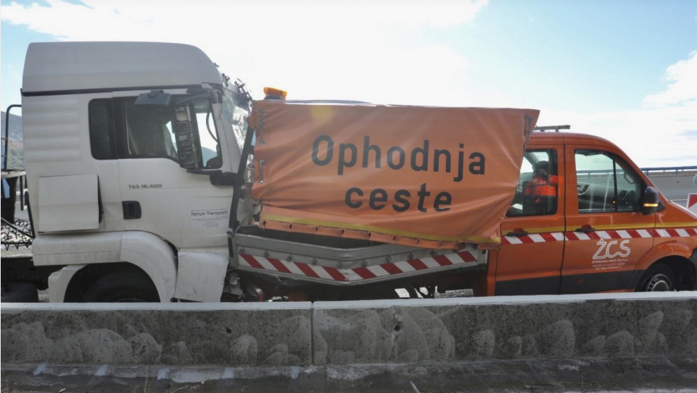 TRAGEDIJA KOD KLISA! Kamionom pokosio radnike, jedan preminuo