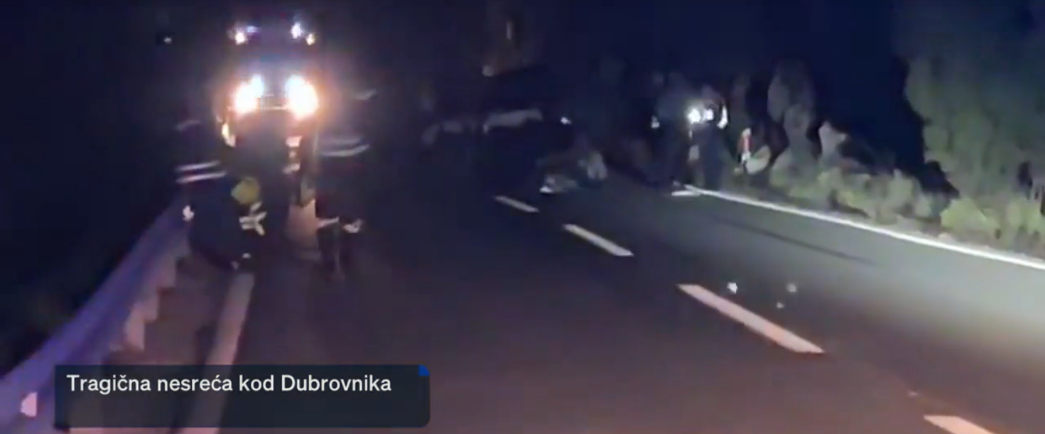 Užas na magistrali: U sudaru triju automobila dvoje mrtvih, poginuli brat i sestra?