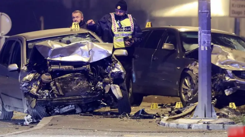 VIDEO Strašni prizor iz Sesveta: Čovjek poginuo, dijelovi auta su razbacani desetke metara