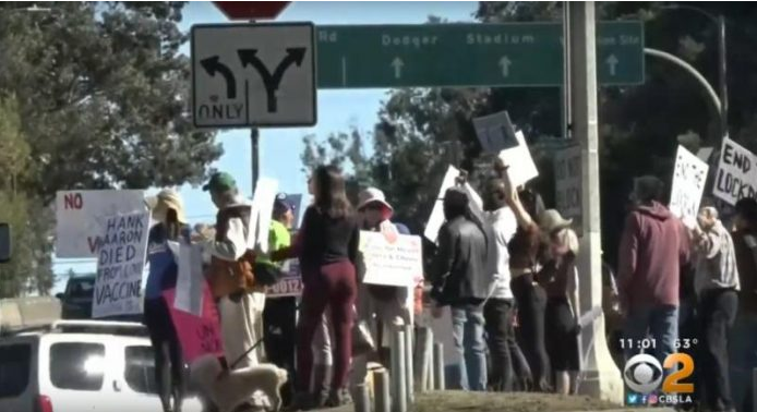 Prosvjed protiv mjera u Berlinu: Građani se sukobili s policijom