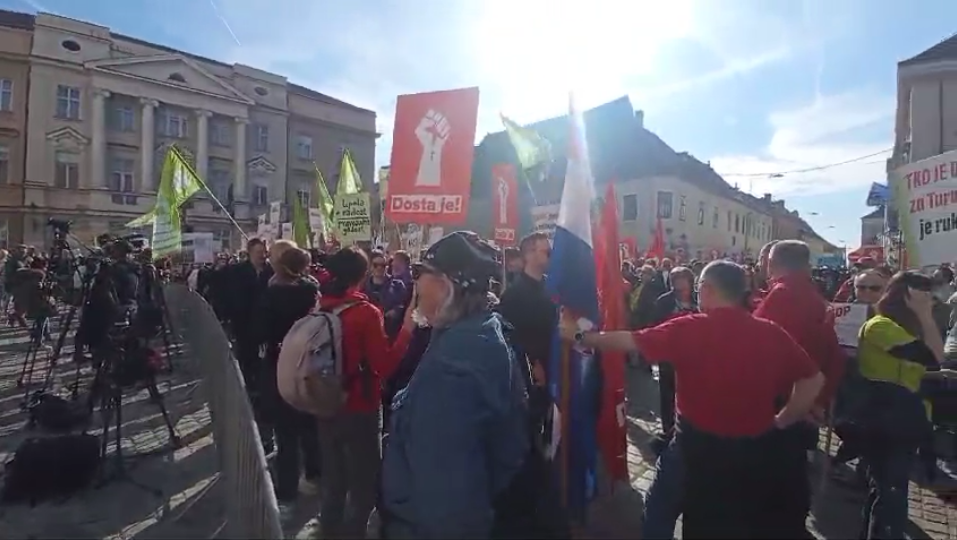 Nisu svi Hrvati oduševljeni prosvjedom: ‘Ma ne rade ti lijevi u našem interesu, gubljenje vremena’