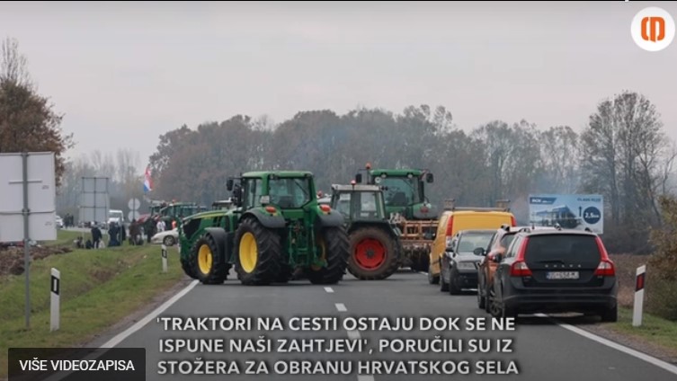 Svinjogojci traktorima blokirali prijelaze: Krenut će i na cestu prema Srbiji