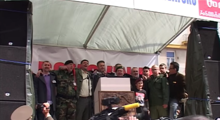 DAN NAKON PRESUDE GENERALIMA 2011. GODINE, UDRUGA HRVATSKIH BRANITELJA RH ODRŽALA PROSVJED NA TRGU BANA JELAČIĆA