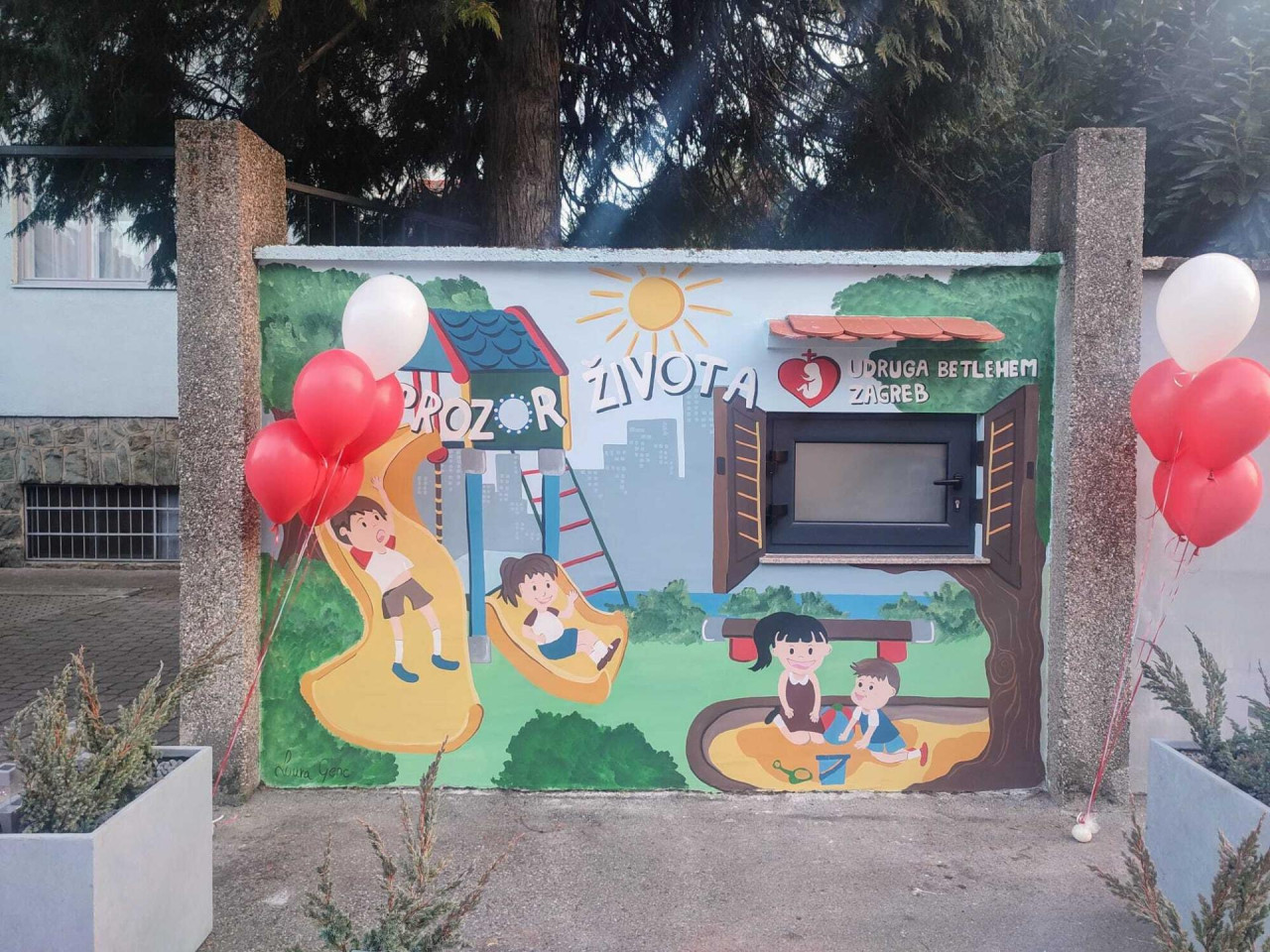 U Zagrebu pronađeno napušteno dijete, bilo je ostavljeno na ‘Prozoru za život‘