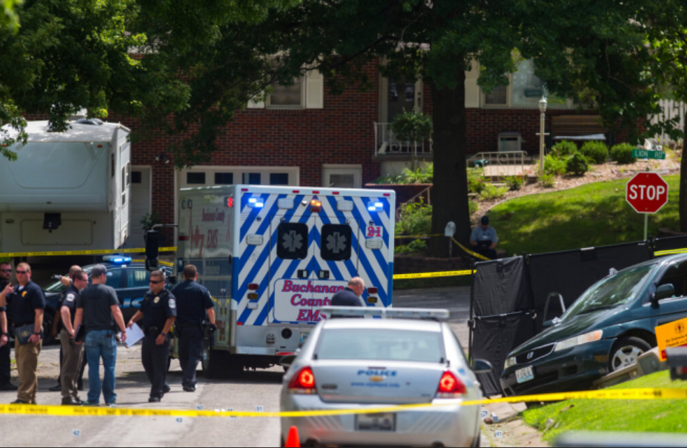 OPET MASOVNA PUCNJAVA U SAD-u! Manijak nasumično pucao u gomilu ljudi koji su uživali na ulici. U bijegu je