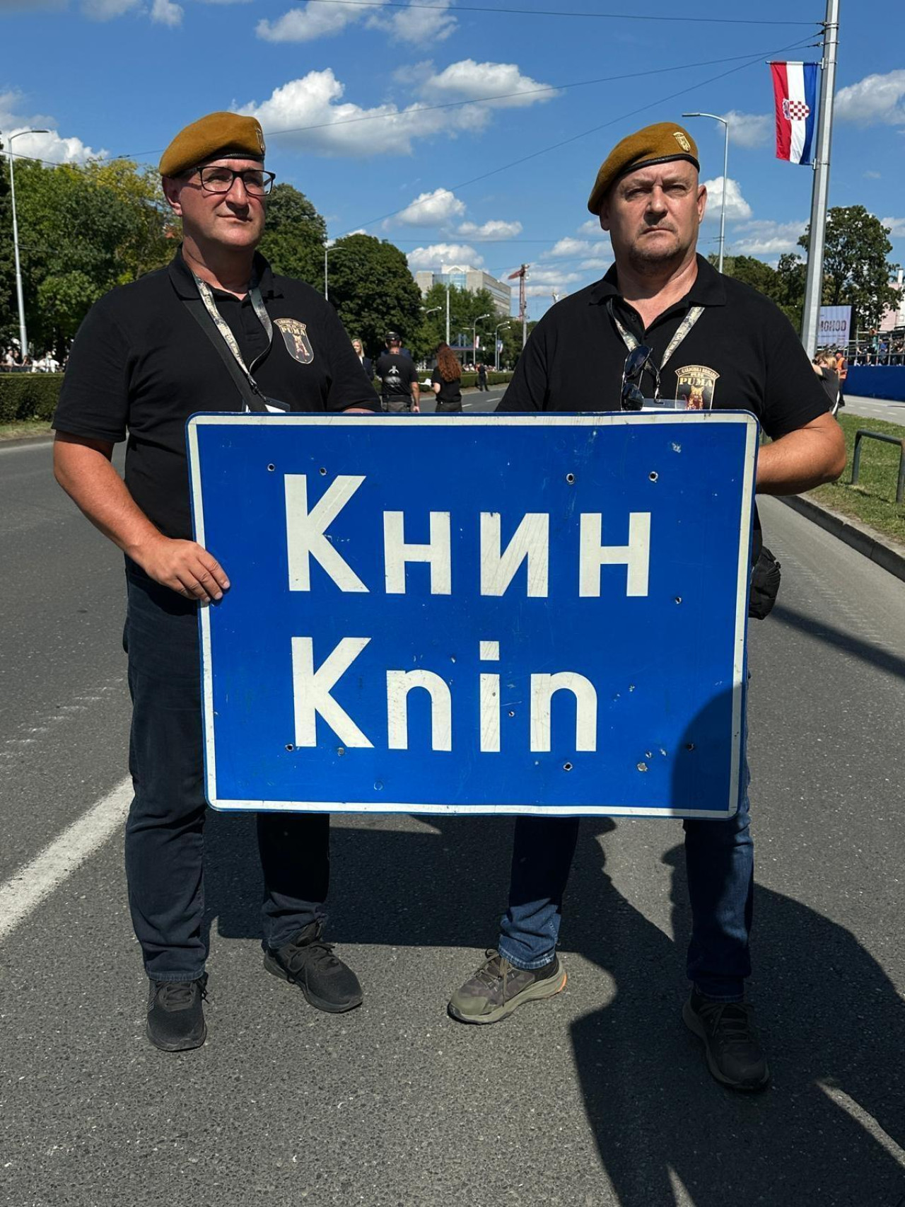 VETERANI HV-a Pripadnici Puma na mimohod u Zagreb donijeli poseban ‘suvenir‘ iz Oluje